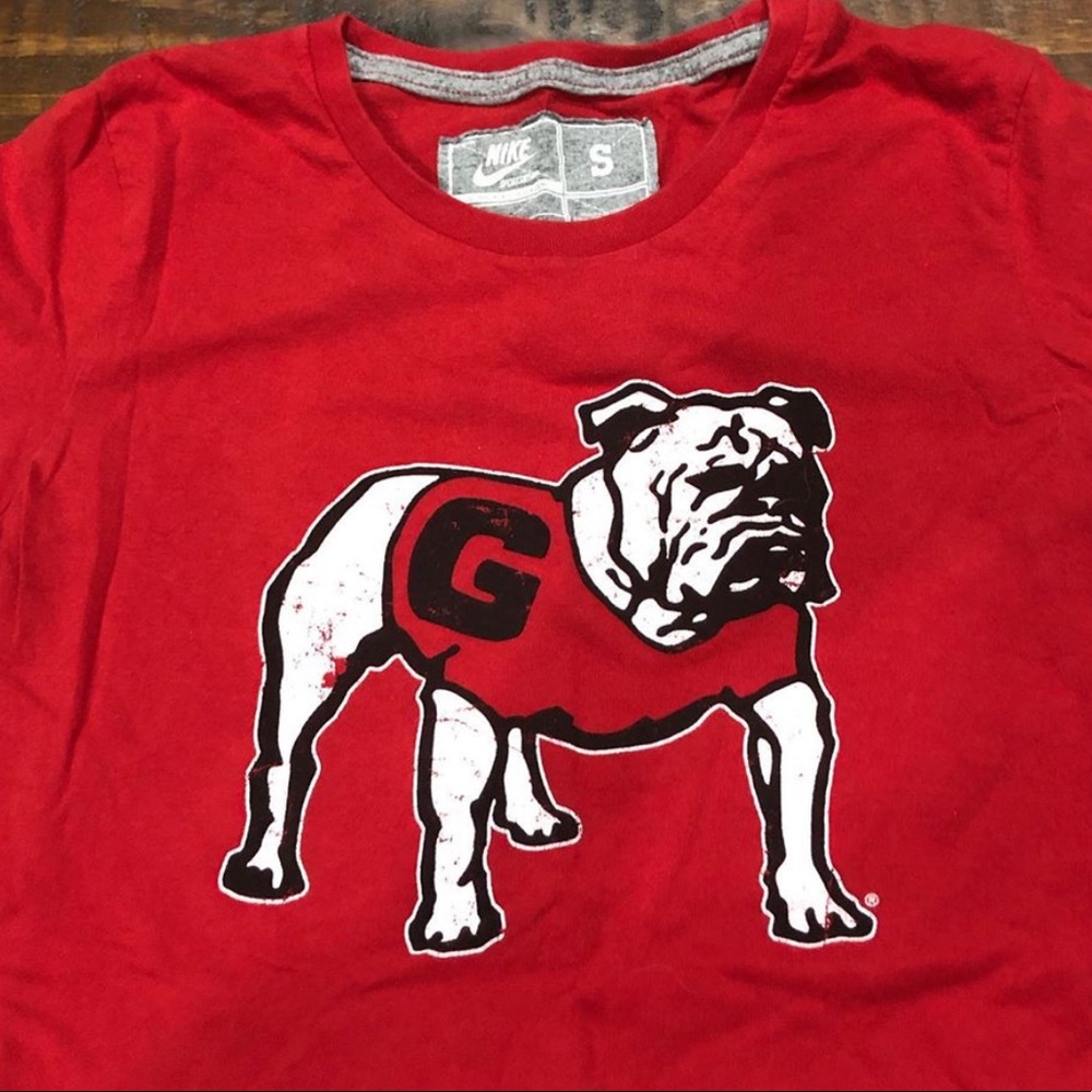 nike sports shirt